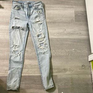 High rise ripped jeans